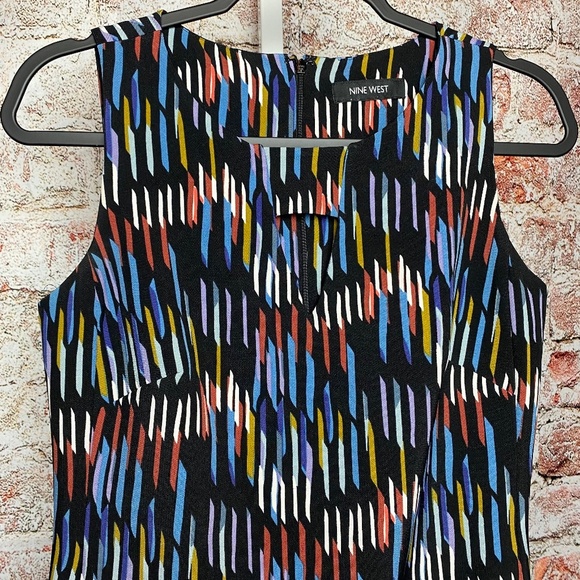 Nine West Womenʻs Colorful Sleeveless Shift Dress with Pockets Small - Picture 3 of 10